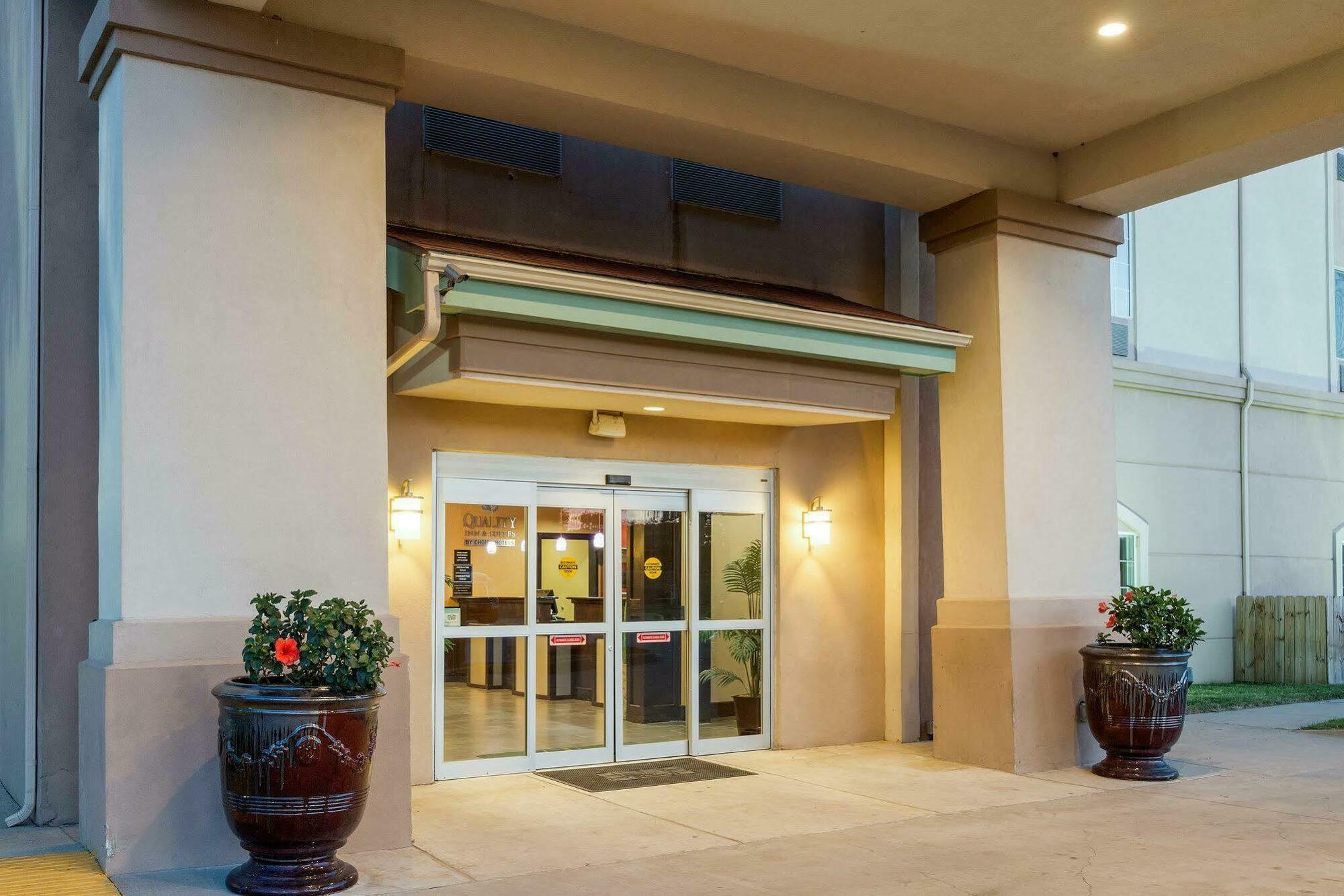 Quality Inn And Suites Groesbeck Extérieur photo